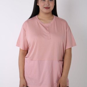 Женская футболка с кармашками - код 149952